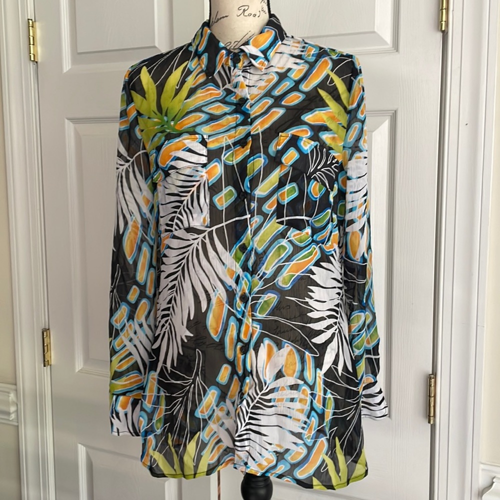 Alberto Makali buttons down shirt
